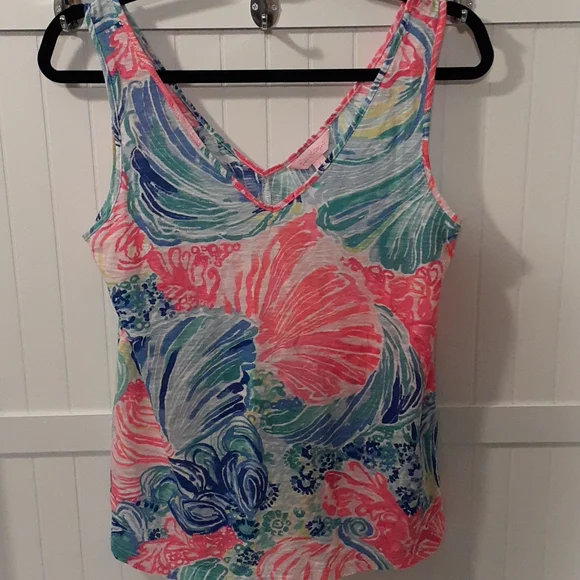 Lilly Pulitzer tank - Picture 1 of 3